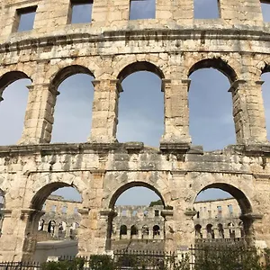 Apartment Luxury Old Town, Pula