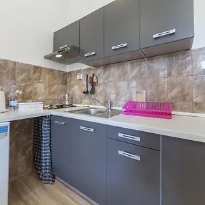 Apartment Zona, Pula